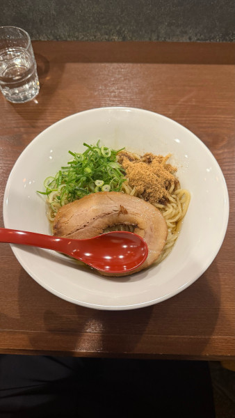 「まぜそば@950」@豚と太麺の写真