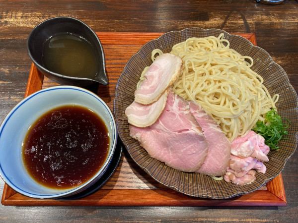 「昆布水つけ麺（麺増量450g）＋チャーシュー」@ramen club トトノエの写真