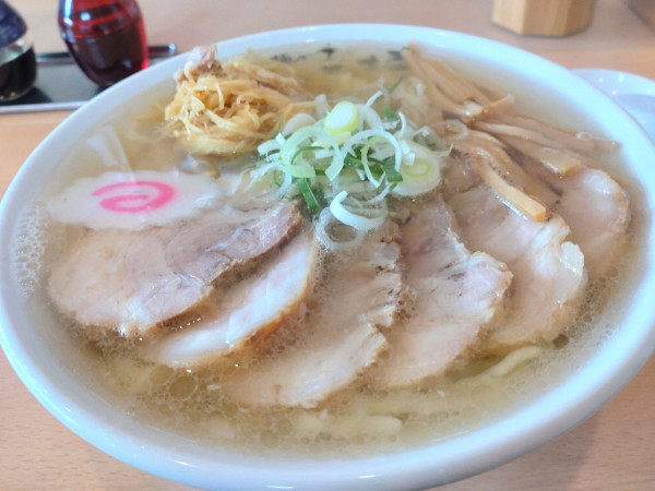 「生姜チャーシューめん大盛＋ぎょうざ」@麺や 赤堀の写真