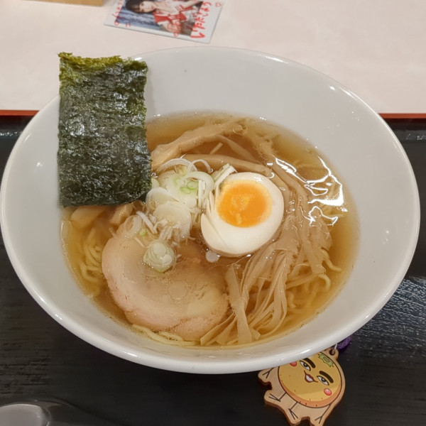 「彩の国地鶏タマシャモ中華そば(醤油)」@やまむろラーメンの写真