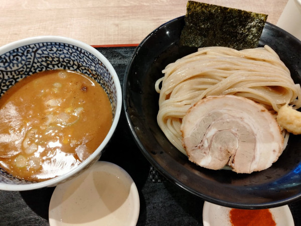 「つけ麺」@豚骨一燈 イトーヨーカドー船橋店の写真