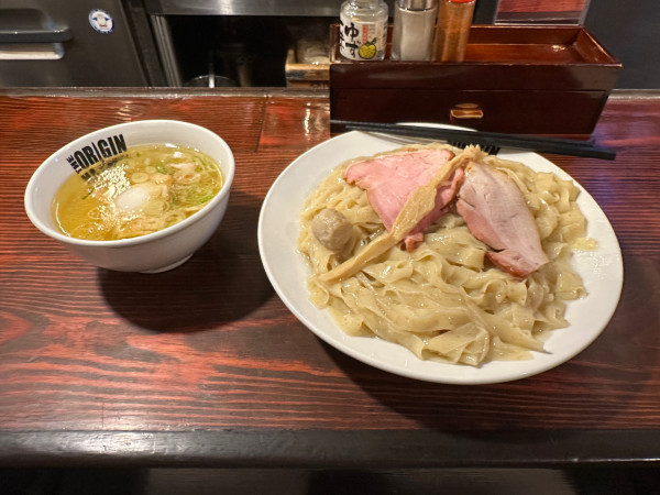 「つけ麺塩味玉 大盛り1,400円」@らあめん元の写真