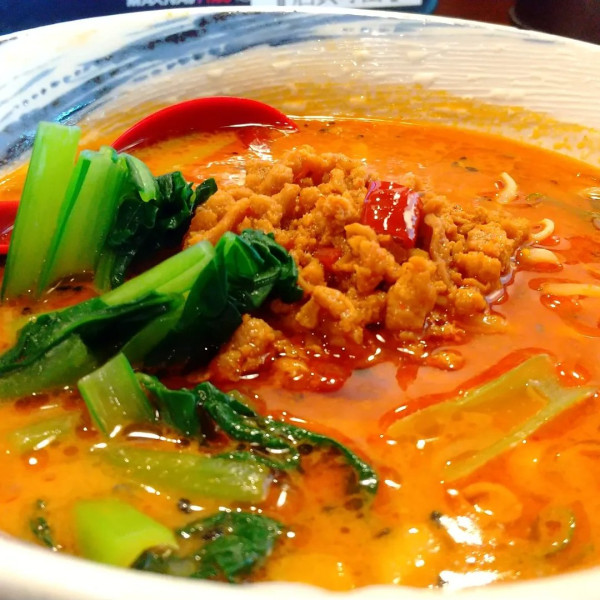 「#四川風担々麺 #半チャーハン #1280円」@北京飯店 戸塚店の写真