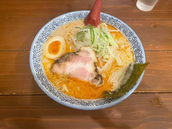 「ゴマと柚子の辛いそば」@中華そば 土州屋の写真