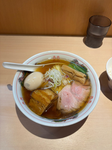 「特製中華そば」@中華そば 須紗の写真