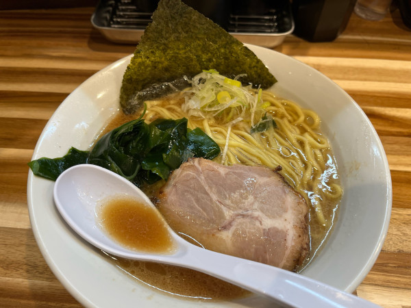 「らーめん固め780円」@らーめん 輝の写真