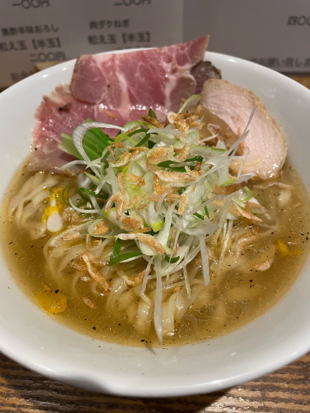 「海老塩中華そば 太麺」@中華そば べぃしっくの写真