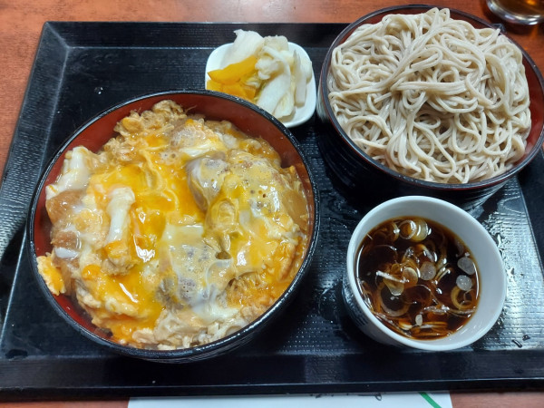 「もり蕎麦・かつ丼セット 1200円」@生蕎麦 満留賀の写真