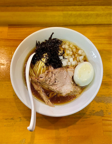 「味玉付き醤油ソバ」@煮干中華ソバ イチカワの写真