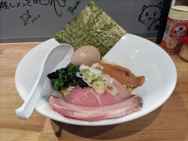 「味玉油そば（醤油）並盛 990円」@オレの推し麺の写真