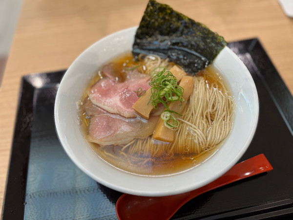 「煮干しそば」@中華そば よしかわ 三井アウトレットパーク入間店の写真