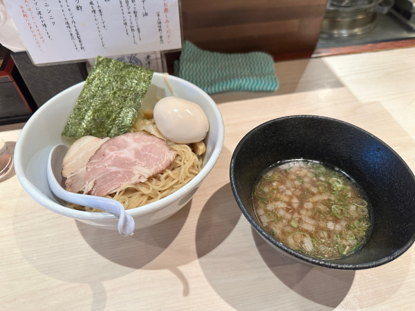 「蛤と煮干しのつけ麺」@煮干し中華そば 高麗乃 飛翔の写真