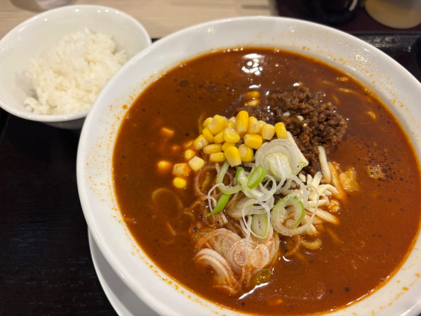 「【限定】カレーラーメン900円+ミニご飯70円」@ラーメン そうすけの写真