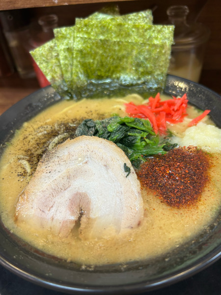 「醤油ラーメン」@横浜家系ラーメン 駒込家の写真