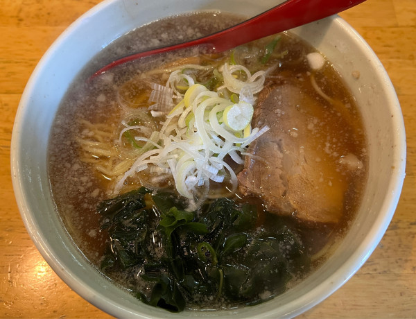 「正油らーめん」@木菟ラーメンの写真