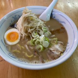 とんこつ醤油(980円)
