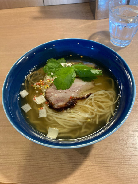 「塩らぁ麺」@支那蕎麦屋 藤花の写真