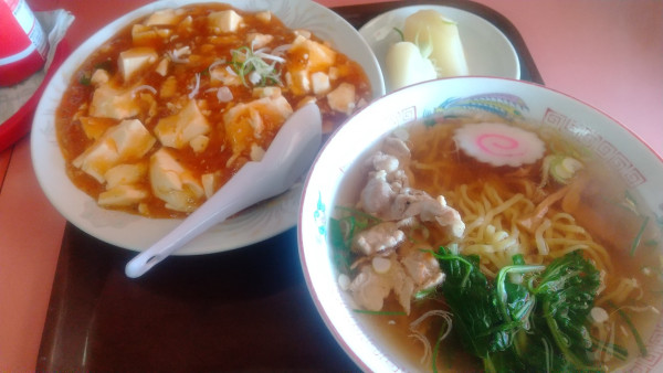 「マーボー丼セット」@五差路の写真