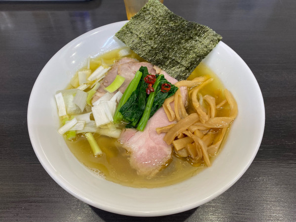 「禿塩らーめん」@自家製手打ち麺 禿の写真