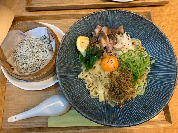 「はやしのしらすまぜそば　限定」@麺はやしの写真