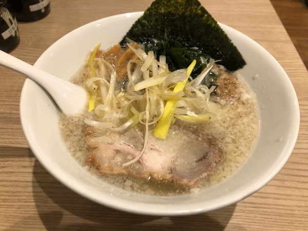 「コッテリの塩らー麺」@コッテリの塩らー麺専門店 MANNISH 日暮里店の写真