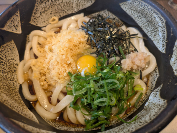 「ぶっかけうどん」@倉敷うどん ぶっかけふるいち JR岡山駅新幹線上りホーム店の写真