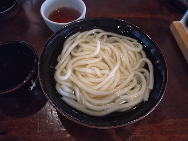 「釜あげうどん並540円」@わら家の写真