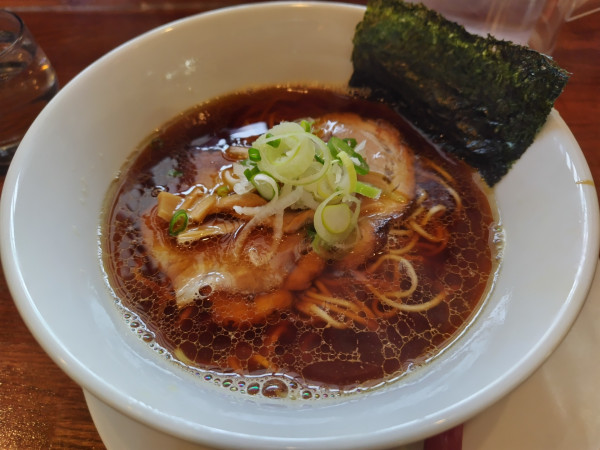 「煮干蕎麦 醤油 ※鶏チャー抜き」@中華蕎麦 日暈の写真