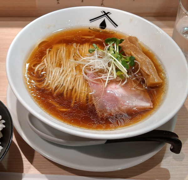 「濃醇（黒醤油）らーめん」@麺 ひしおのキセキの写真