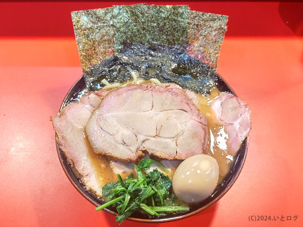 「チャーシューメン 大（＋厚切りチャーシュー＋玉子）」@横浜ラーメン斎藤家 修善寺店の写真