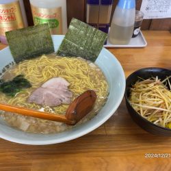 モーニングラーメン ￥500 大盛 ￥200 ネギ丼￥350