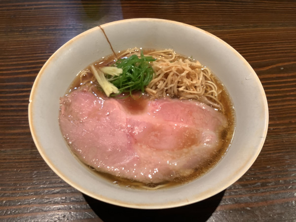 「醤油そば1000円」@大磯 海そばの写真