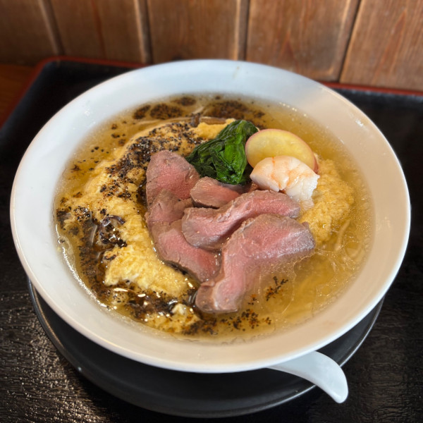 「マタギそば・鹿・ブラックスパイス玉子とじ編」@麺創 なな家の写真