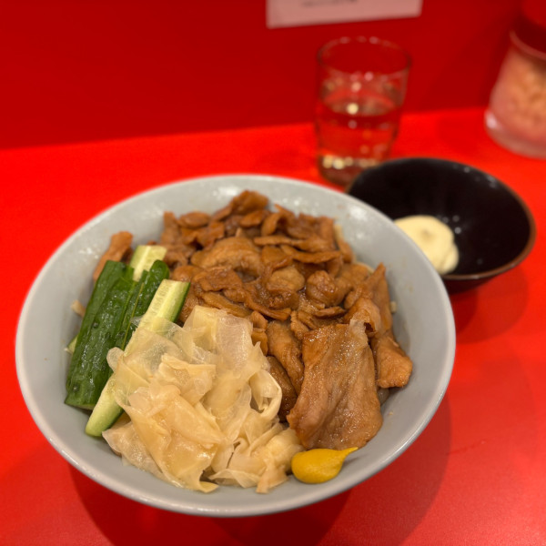 「すごい冷やし中華【麺300g】」@立川マシマシ 金山店の写真