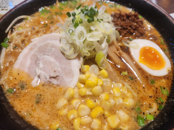 「辛味噌ラーメン」@らーめん三峰 熊谷店の写真