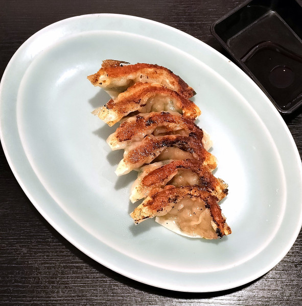 「餃子 300円」@筑紫飯店の写真