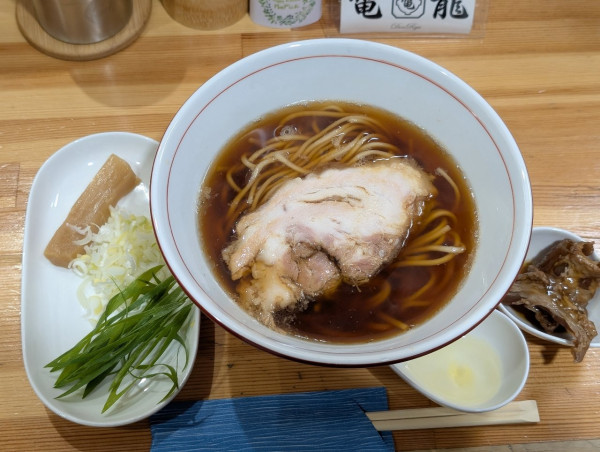 「豚中華そば」@麺屋電龍の写真