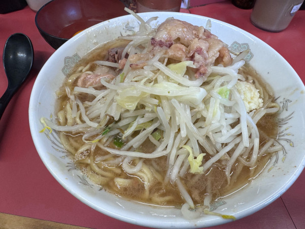 「豚2枚入り小ラーメン」@ラーメン二郎 環七一之江店の写真