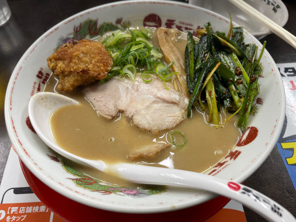「ニラにんにくラーメン 唐揚げ こってり」@天下一品 江古田店の写真