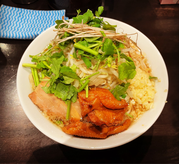 「限定　セリ鍋風豚そば」@麺屋ダダダの写真