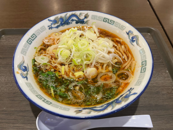 「「期間限定】赤辛ニラらーめん(並) 890円」@舎鈴 イオンモール東久留米店の写真