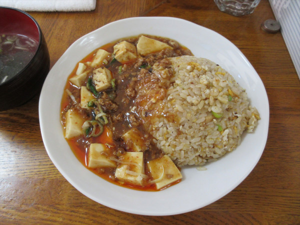 「麻婆炒飯（980円）」@中華 伊とうの写真