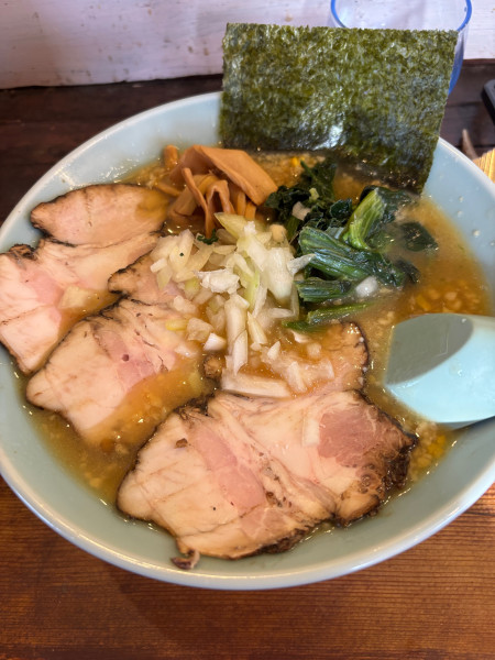 「地どりラーメン（醤油）➕背脂ガリガリあり➕麺固め」@地どりラーメンの写真