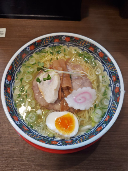 「味彩塩拉麺」@麺厨房あじさい JR函館駅店の写真