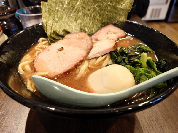 「特製ラーメン（大）」@ラーメン和拉の写真