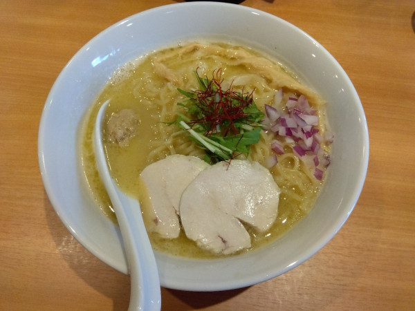 「濃厚鶏白湯そば 塩 大盛」@らーめん 猫も杓子もの写真