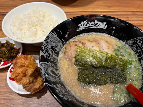 「Cセット(ライス(並)+からあげ2コ)=1190円」@ラー麺ずんどう屋 所沢榎町店の写真