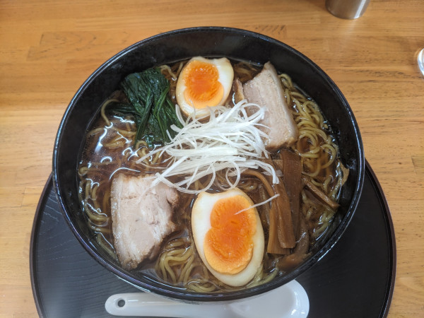 「味玉らーめん(醤油)大盛り 900円」@和風ラーメン 味のほうさくの写真
