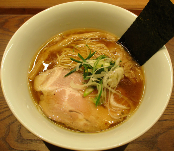 「熟麹もろみ醤油らぁ麺　1000円」@日本橋 らぁ麺 めだか堂の写真