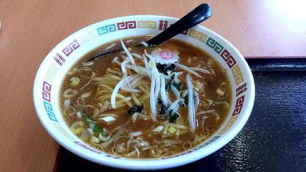 「味噌ラーメン（ラーメンセット８５８円）」@台湾料理 雪梅園の写真